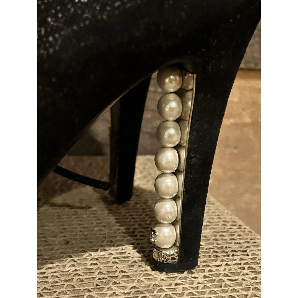 Chanel‎ Black/Silver Suede Pearl Heel Lace Up Booties Size 37.5 READ - Picture 2 of 8